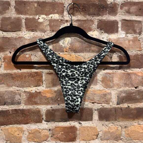 INAMORATA GREEN LEOPARD ORPHEUS BOTTOMS - Picture 1 of 3